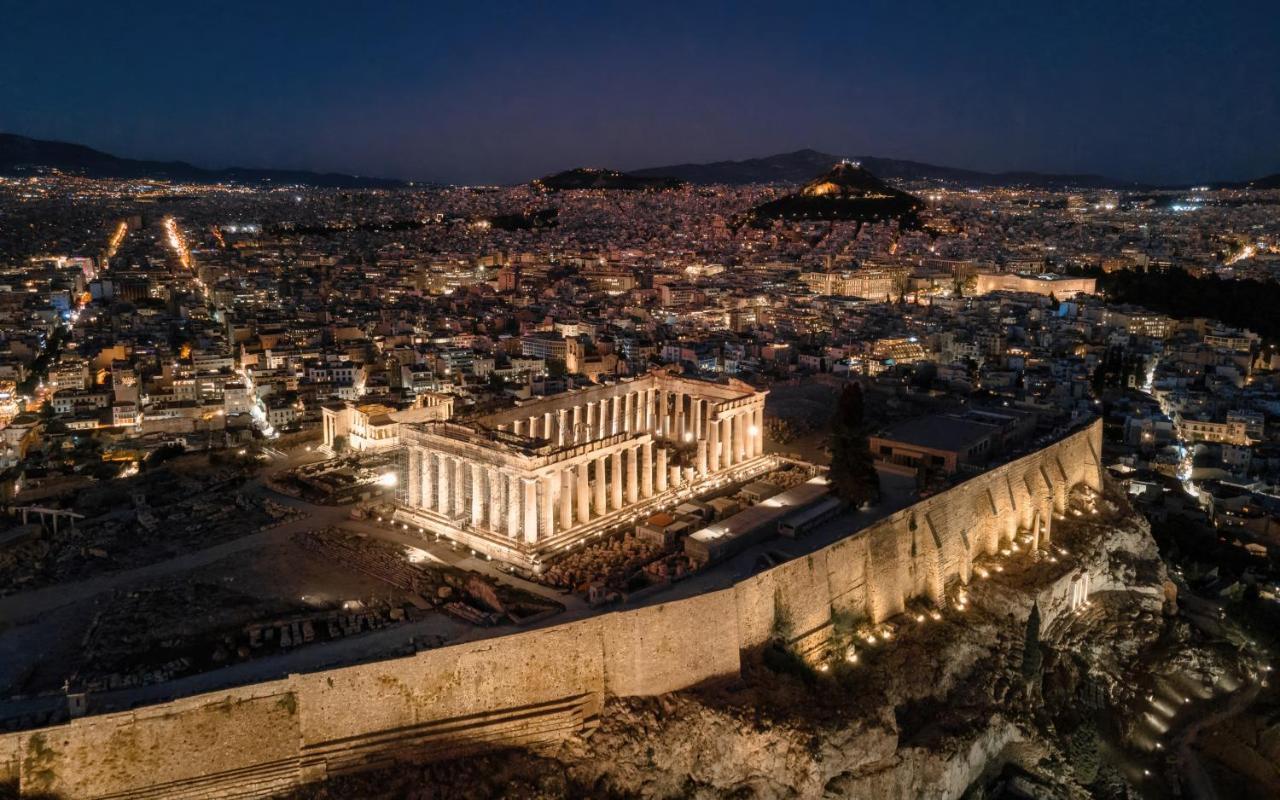 Acropolis Luxury Living *