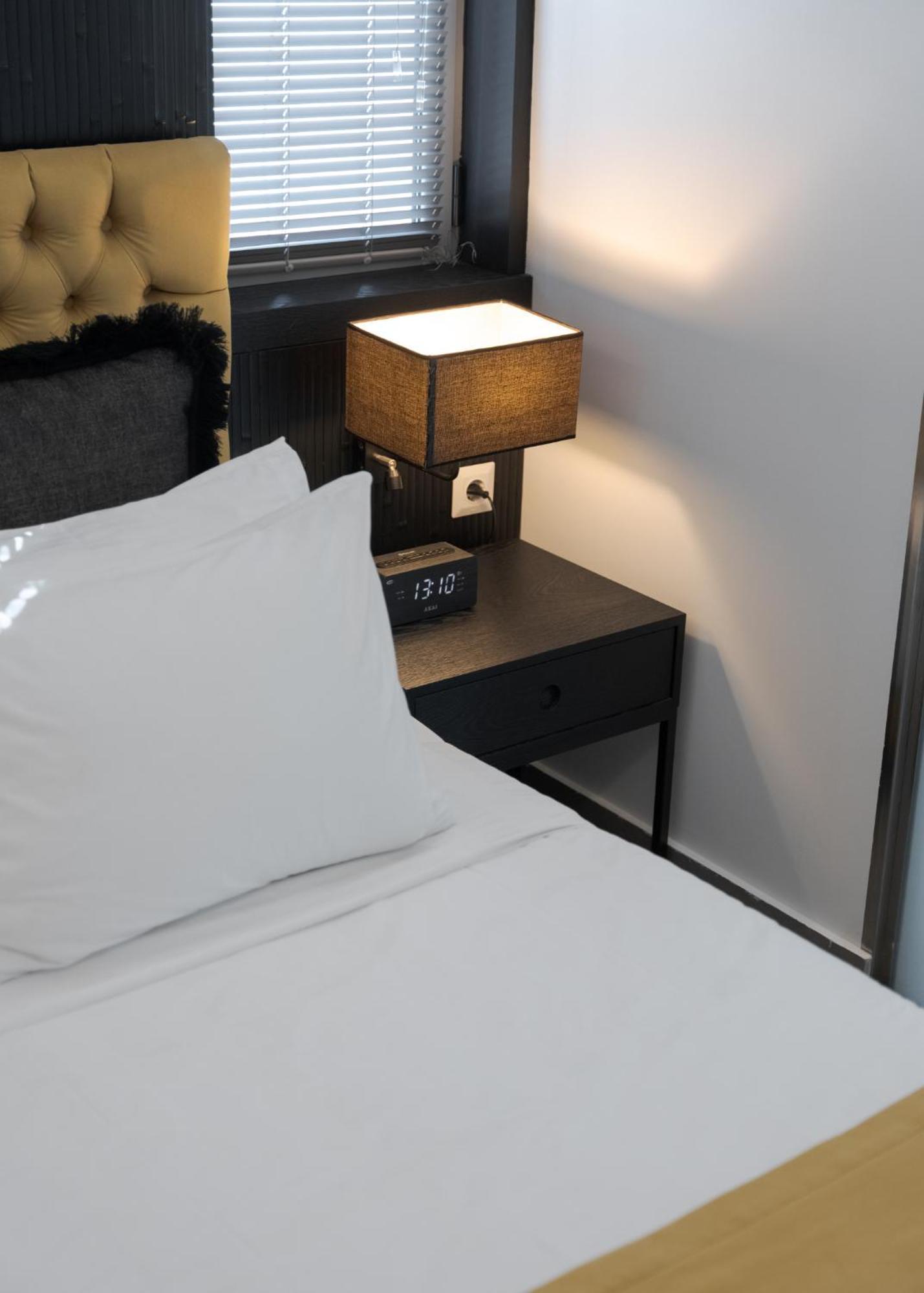 Acropolis Luxury Living *