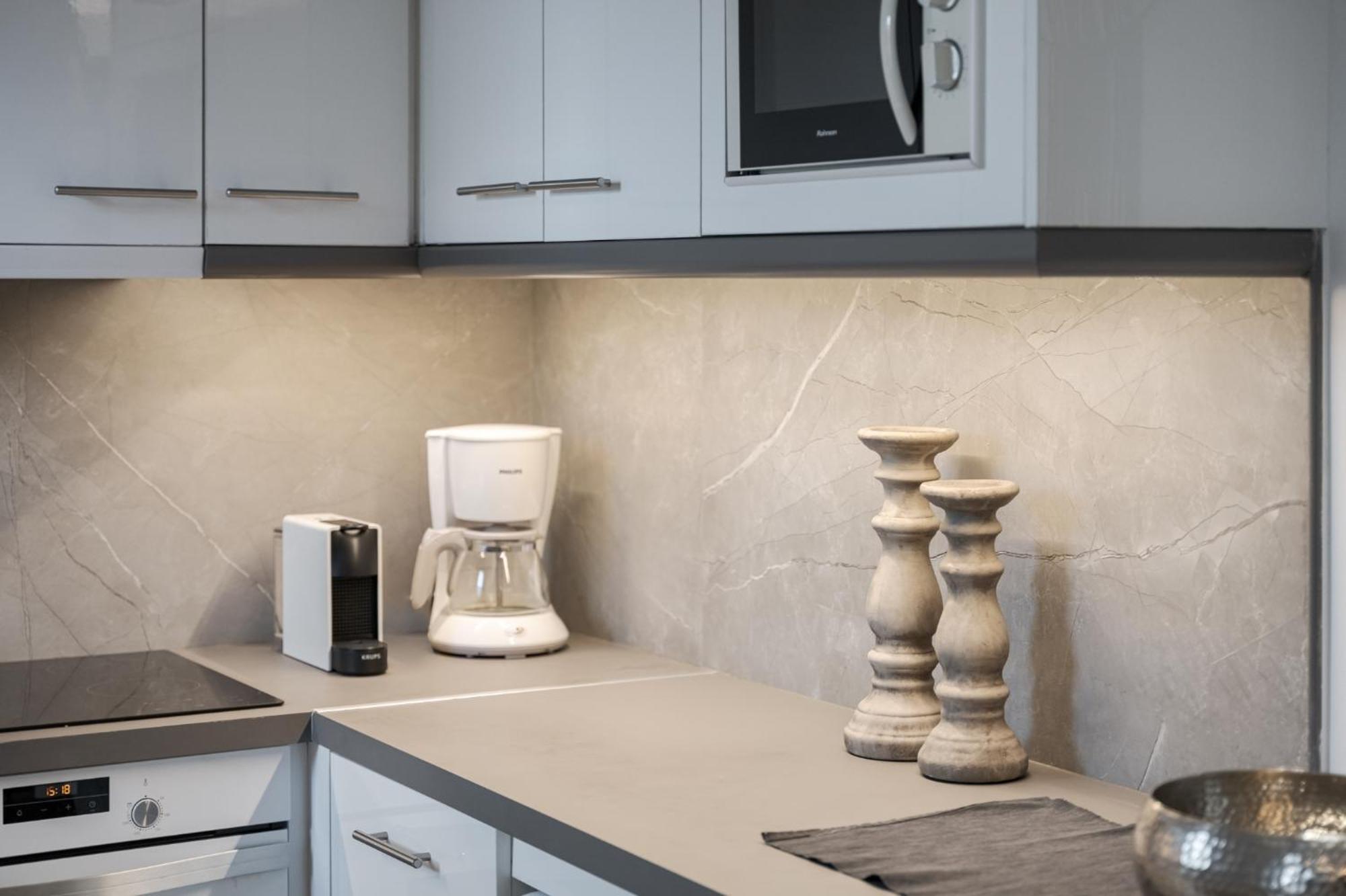 Acropolis Luxury Living *