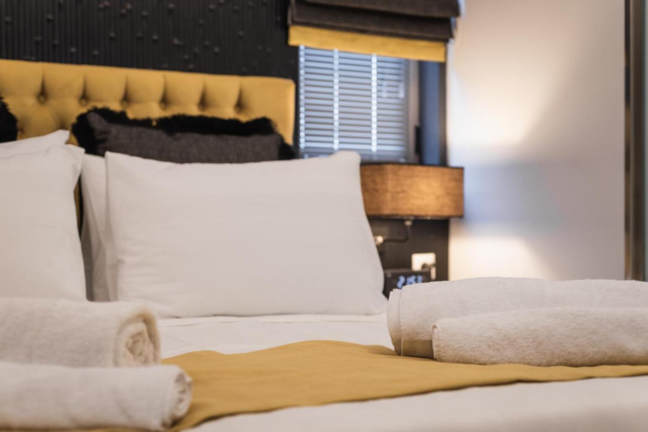 Апартаменты Acropolis Luxury Living *